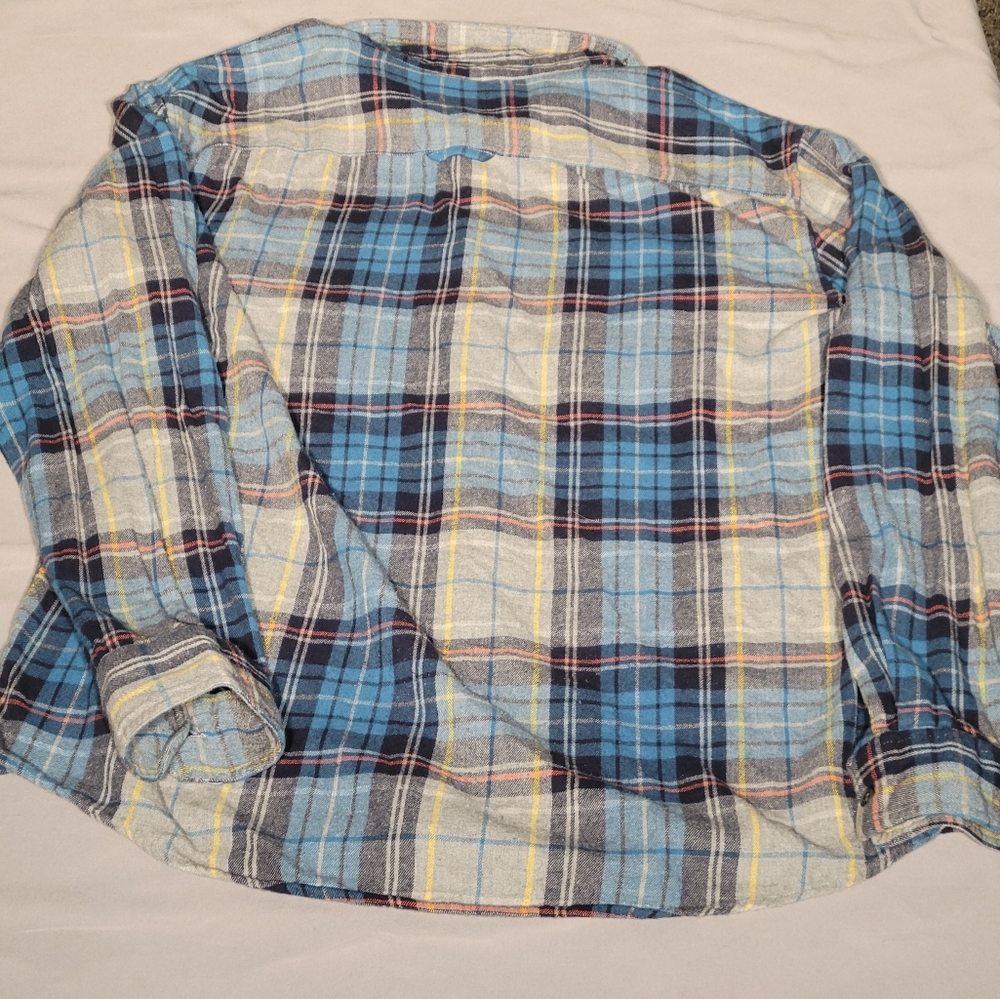 Urban Pipeline Men's Flannel - Picture 2 of 3